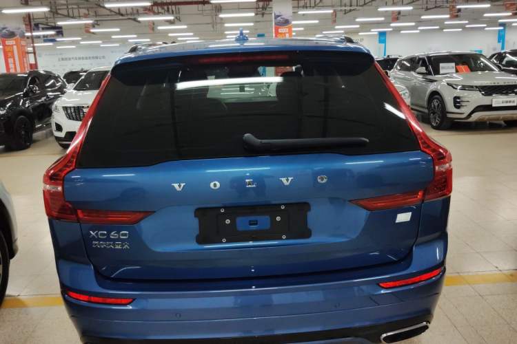 Used Volvo XC60 New Energy 2021 T8 E-Drive Hybrid Smart & Dynamic Edition