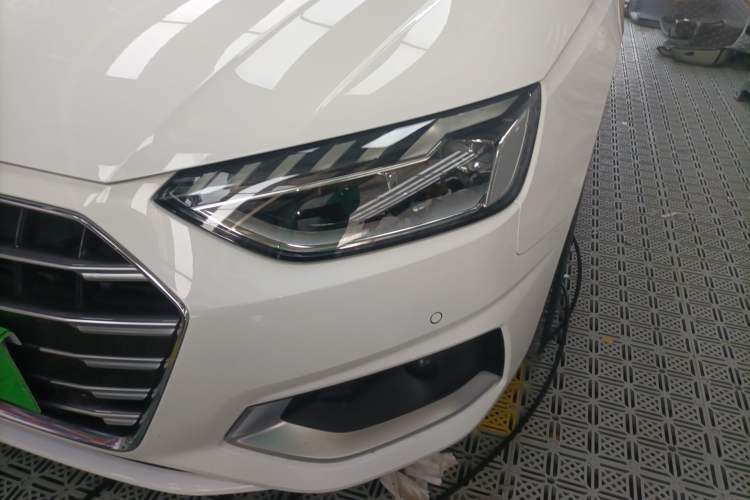 Used Audi A4L 2022 40 TFSI Stylish and Elegant Edition Left Front Headlight