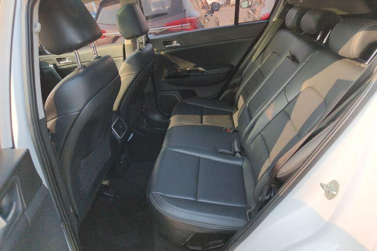 Used Kia KX5 2017 1.6T Automatic Two-Wheel Drive 15th Anniversary Special Edition DLX
