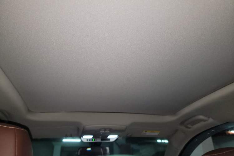 Used Buick Envision 2019 20T Two-Wheel Drive Luxury Version China V Standard