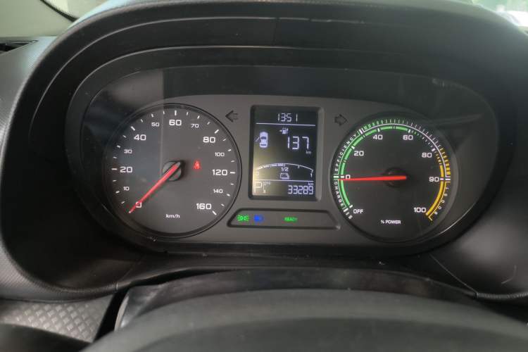 Used Roewe Clever 2021 302 km New Four-Seater Super-Efficient Version Instrument Cluster