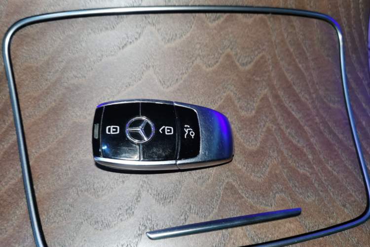 Used Mercedes-Benz E-Class 2023 Updated E 300 L Fashion Edition