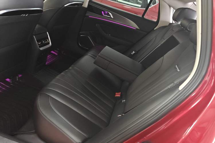 Used Hongqi H5 2023 2.0T Automatic Smart Connect Flagship Edition
