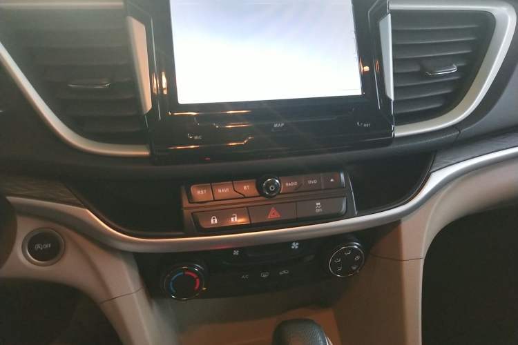 Used Buick GT 2015 15N Automatic Elite Version