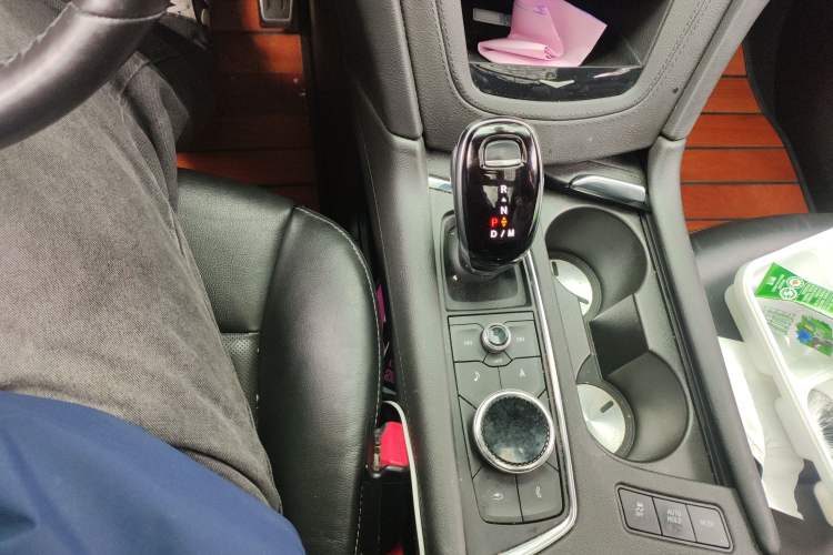 Used Cadillac XT6 2020 28T Six-Seater Four-Wheel-Drive Luxury Sport Vehicle
