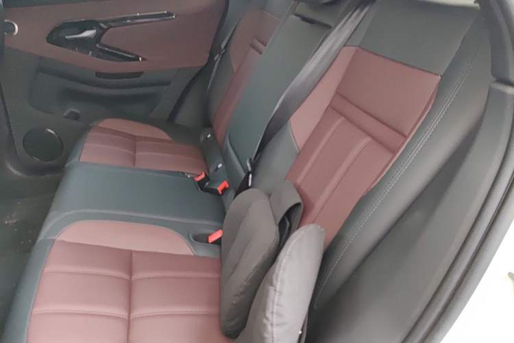 Used Land Rover Range Rover Evoque 2024 Aurora L 249 PS Prestige Light-Chasing Edition