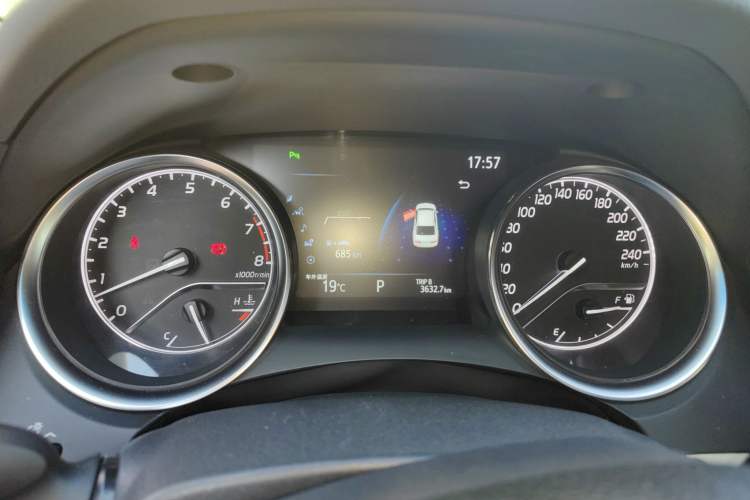 Used Toyota Camry 2019 2.5G Luxury Edition China VI Standard