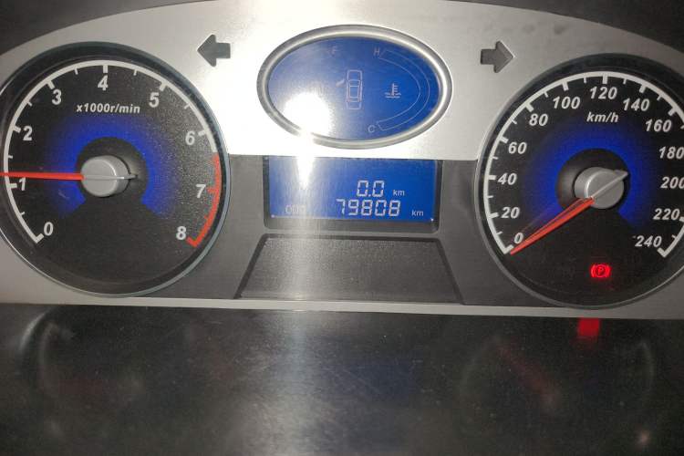 Used Geely Auto Classic Emgrand 2012 Sedan 1.5L Manual Standard Model
