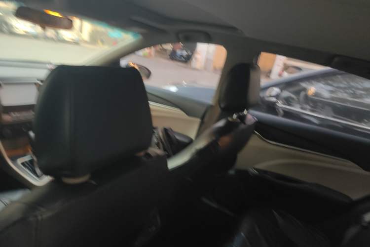 Used Buick GT 2016 15N Automatic Elite Edition Headliner