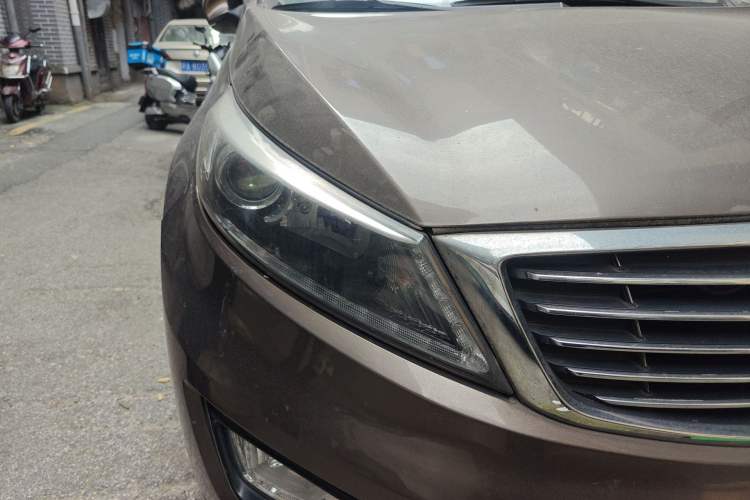 Used Kia Sportage R 2015 2.0L Automatic Two-Wheel Drive DLX Model
