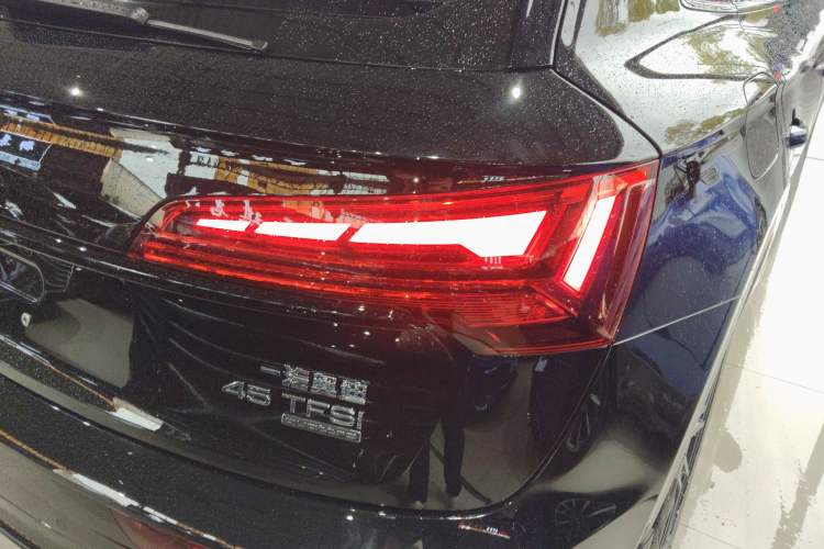 Used Audi Q5L 2025 quattro 45th Anniversary Edition 45 TFSI Luxury Dynamic Model