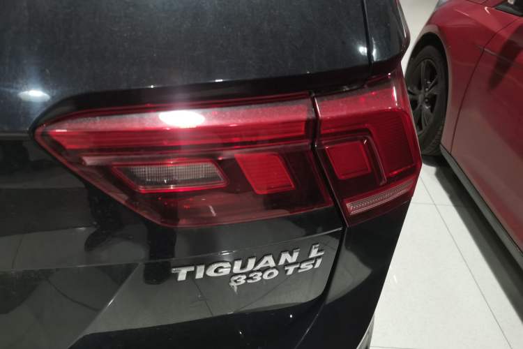 Used Volkswagen Tiguan L 2019 330TSI Automatic Two-Wheel Drive Panoramic Comfort Edition China V Standard
