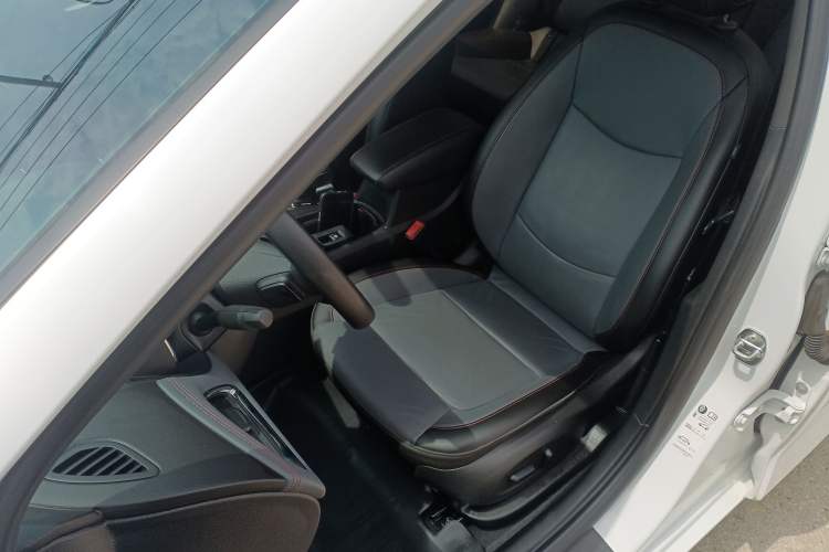 Used Chevrolet Cruze 2018 Redline 330T Dual-Clutch Flagship Edition Left Front Seat