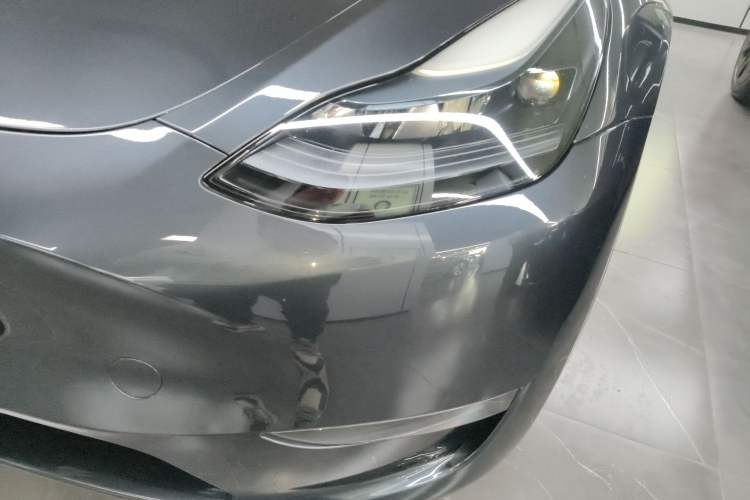 Used Tesla Model Y 2024 Long-Range All-Wheel-Drive Version