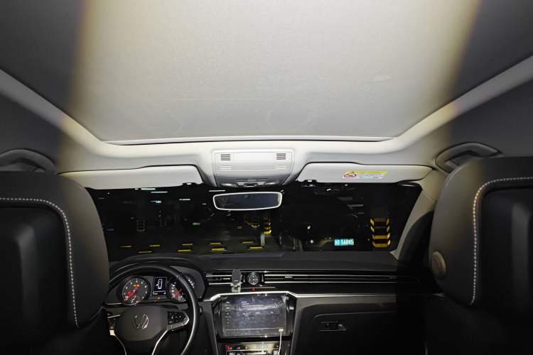 Used Volkswagen Magotan 2020 330TSI DSG Leading Model
