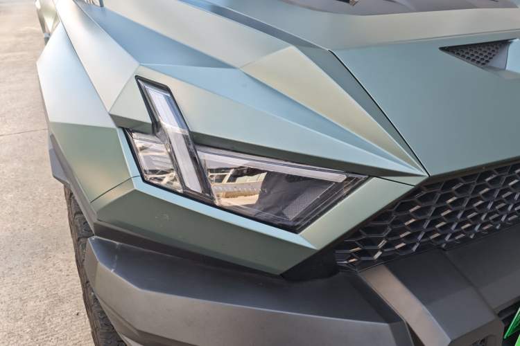 Used Brave warrior 917 2023 Range-Extended Base Model
