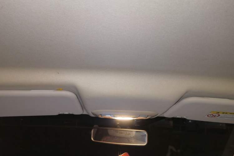 Used Ford Escort 2015 1.5L Automatic Comfort Edition Headliner