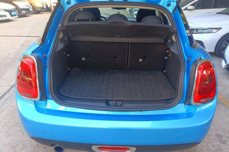 Used MINI MINI 2015 1.5T COOPER Fun Five-Door Edition