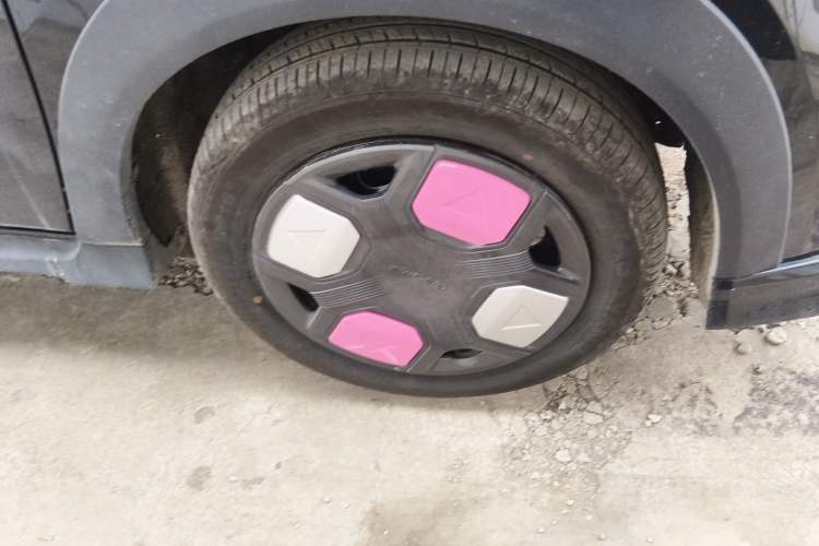 Used Geely Galaxy Panda 2025 210km Panda Kart Right Front Wheel Hub