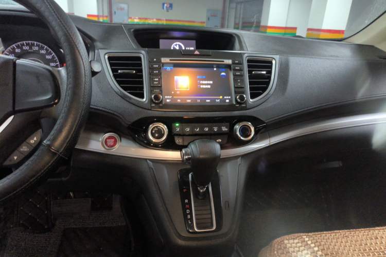 Used Honda CR-V 2015 2.0L two-wheel drive Fashion Edition
