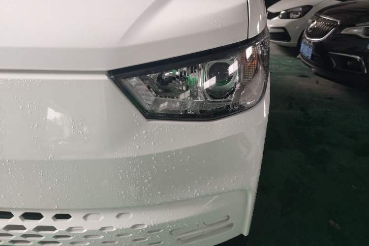 Used Karry Jiangtun E5 2024 268 km Range Open-Window 6-Seater Version
