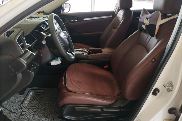 Used Honda Civic 2019 220TURBO CVT Dynamic Edition China VI Emission Standard Left Front Seat