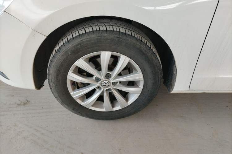 Used Volkswagen Bora 2017 1.6L Automatic Fashion Model