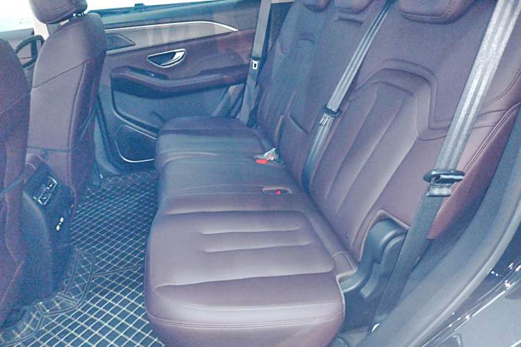 Used JETOUR X90 PLUS 2025 Beyond Edition 1.6TD DCT Villa 7 Seats Left Rear Seat