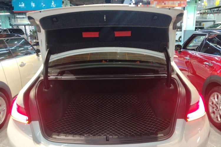 Used BMW 3 Series 2020 325Li First Edition
