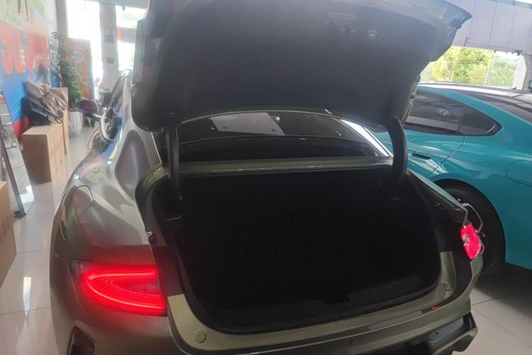 Used Xiaomi Auto SU7 2024 Rear-Drive Ultra-Long Range Advanced Pro-Level Intelligent Driving Version Trunk