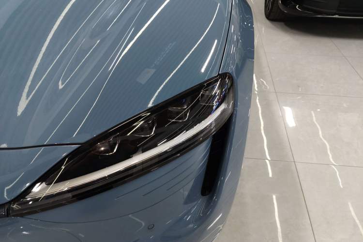 Used Hima Luxeed R7 2024 All-Electric 736 km Ultra