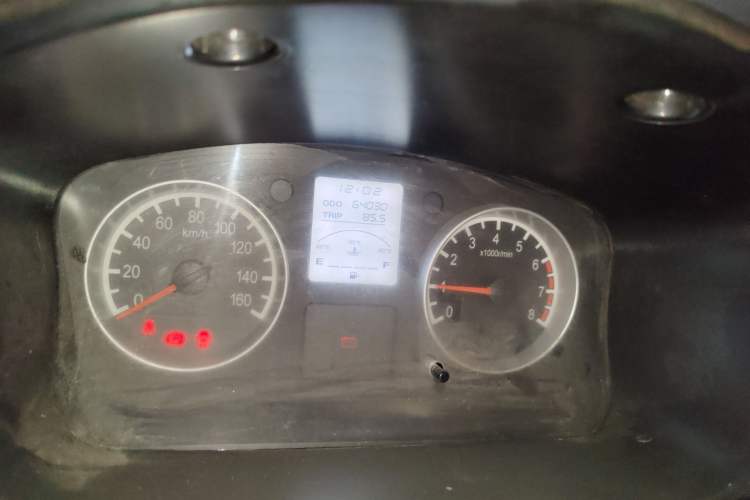 Used Jinbei Hiace X30 2016 1.3L Van Comfort Edition DLCG12 Odometer Close Up