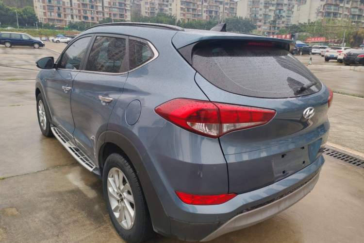 Used Hyundai Tucson 2015 1.6T Dual-Clutch Two-Wheel-Drive Smart Model Rear Left 45 Deg
