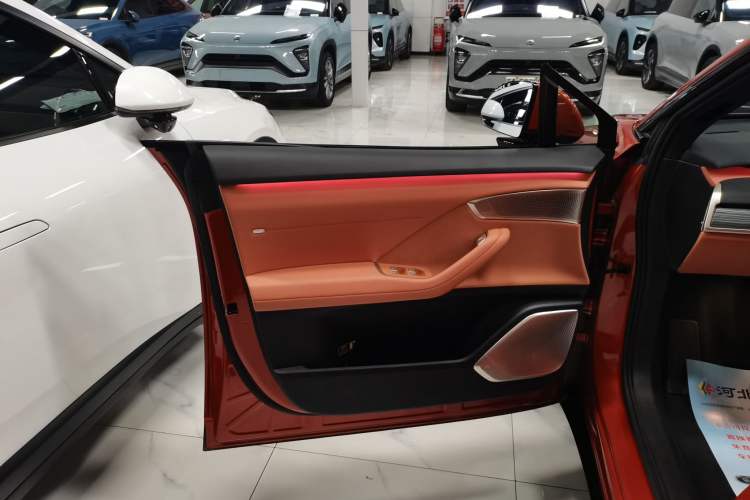 Used ONVO L60 2024 60 kWh Rear-Drive Version