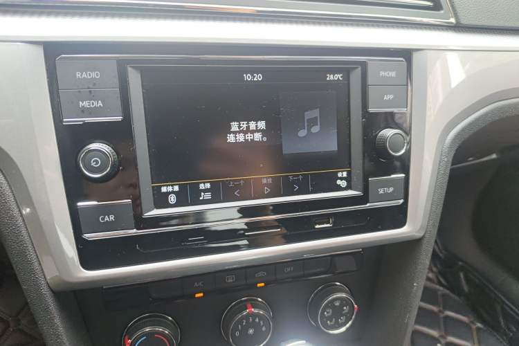 Used Volkswagen Lamando 2019 230TSI DSG Fashion Edition China VI
