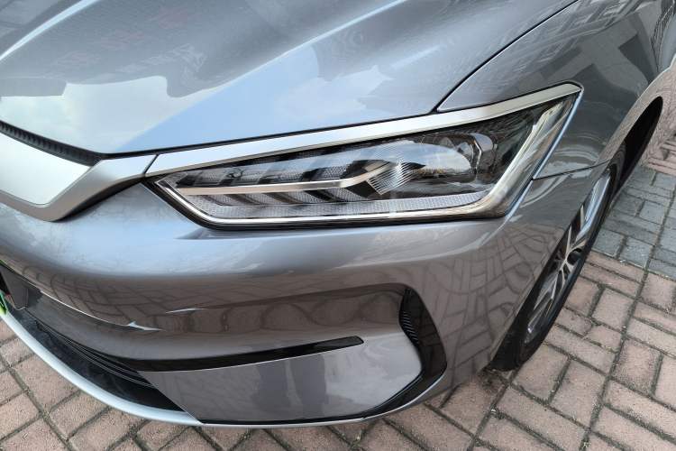 Used BYD Qin PLUS 2024 Honor Edition EV 510KM Leading Model
