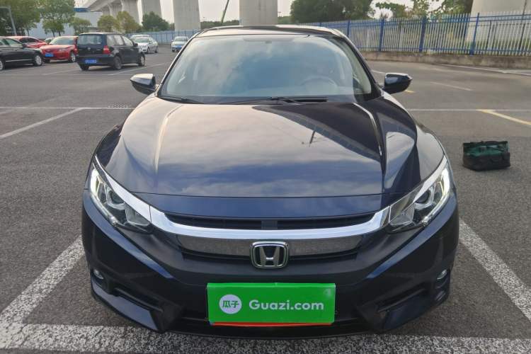 Used Honda Civic 2016 220TURBO CVT Luxury Edition
