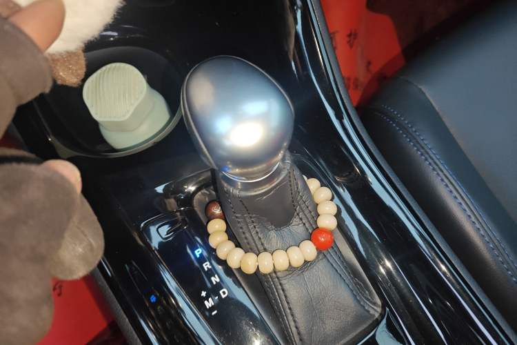 Used Toyota C-HR 2021 2.0L Luxury Edition Gear Lever