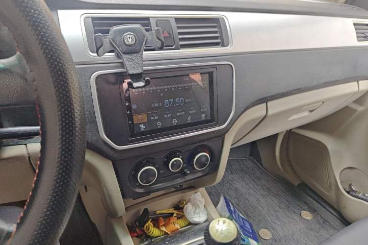 Used CHANGAN KAICHENG Shenqi F30 2016 1.5L Luxury Short-Wheelbase DAM15L Audio And AC Panel