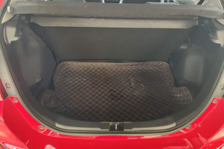 Used Honda Fit 2016 1.5L LXS CVT Comfort Sunroof Version
