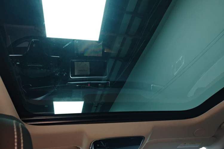 Used Land Rover Range Rover Velar 2022 250 PS
