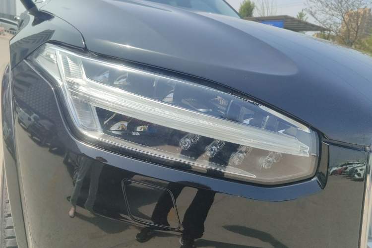 Used Volvo XC90 2020 Facelifted T6 Zhiyi Luxury 7-Seater
