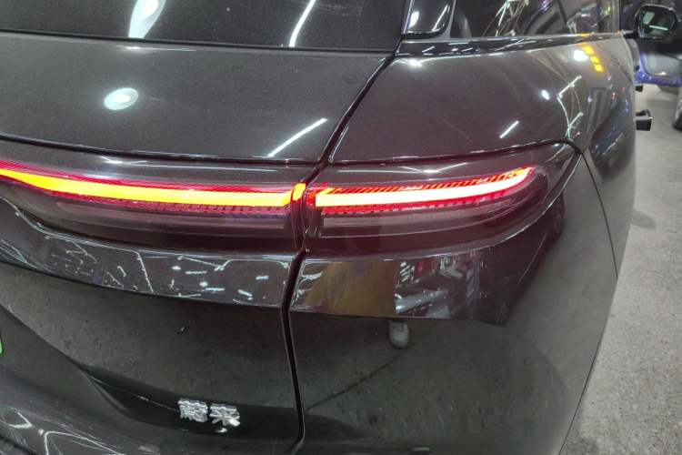 Used Nio ES6 2025 75 kWh Right Rear Taillight