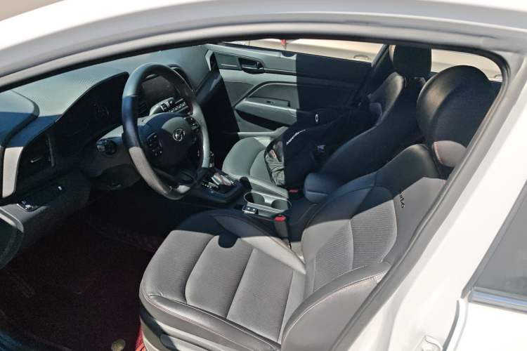 Used Hyundai Elantra (6th Generation / Lingdong) 2019 1.4T Dual-Clutch Xuan Dong · Dynamic Model Left Front Seat