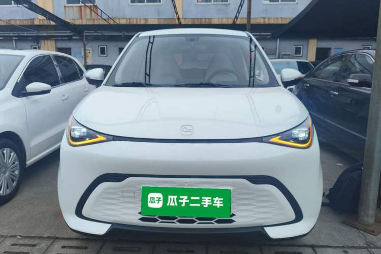 Used Chery QQ Domi 2025 Model 305km Comfort Edition Front