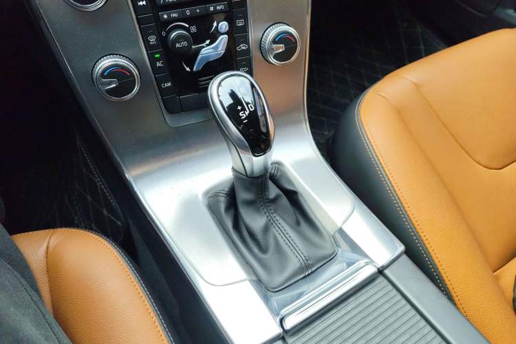 Used Volvo S60 2018 S60L T5 Intelligent Drive Progressive Edition