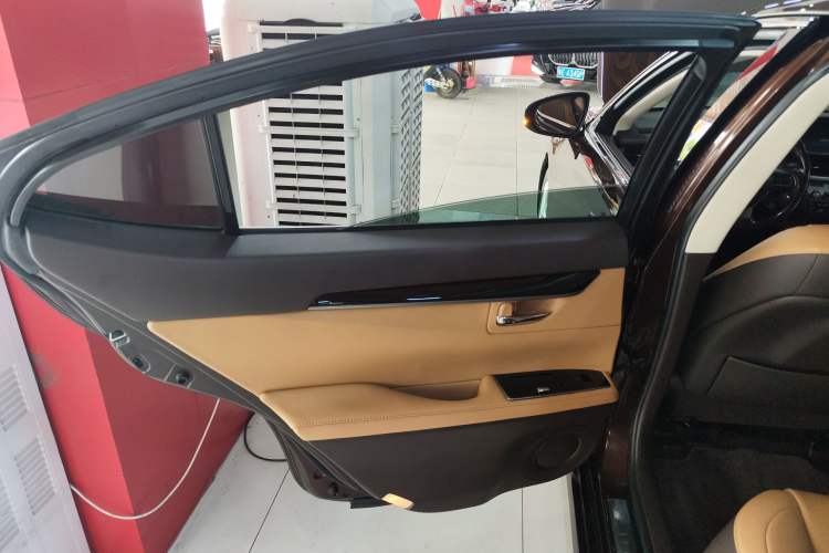 Used Lexus ES 2015 200 Elite Edition