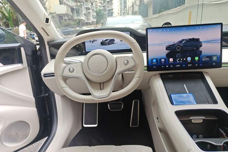 Used Hima Stelato S9 2024 All-Electric Max Rear-Drive Long-Range Version