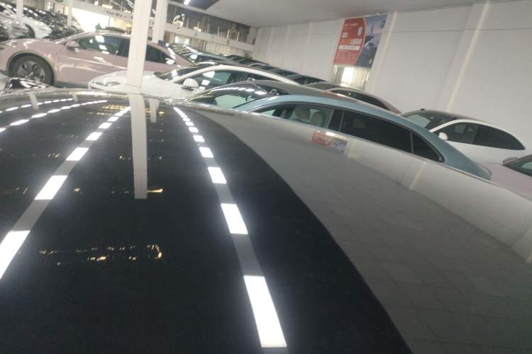 Used ONVO L60 2024 60 kWh Rear-Drive Version