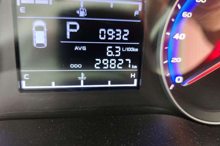 Used Geely Auto Vision 2019 Upgraded Model 1.5L CVT Luxury Version China VI Standard Odometer Close Up